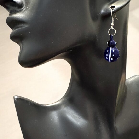 Glass Beads Blue White Dots Ladybug Pierced Earrings Dangling - Picture 3 of 3